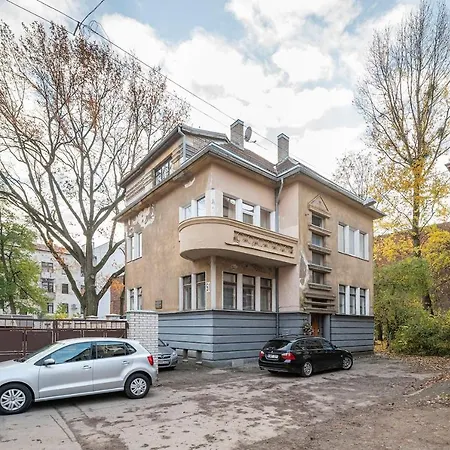 Kepezinski Centre Apartments Каунас Экстерьер фото